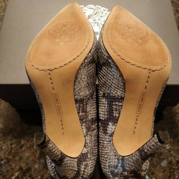 Vince Camuto high heels silver snakeskin shoes 8.5 - Picture 6 of 12